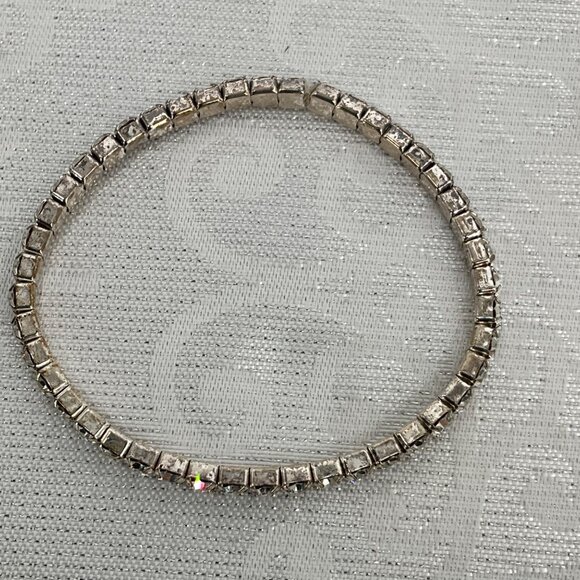 Vintage Rhinestone Jewelry Set Clip-On Earrings & Bracelet Silver Tone - Picture 4 of 5